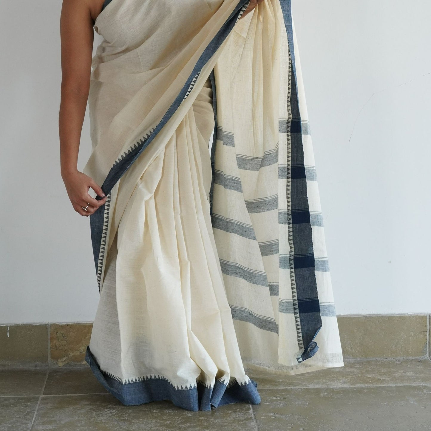 GEOMETRIC KORA SAREE : KORA : INDIGO BLUE