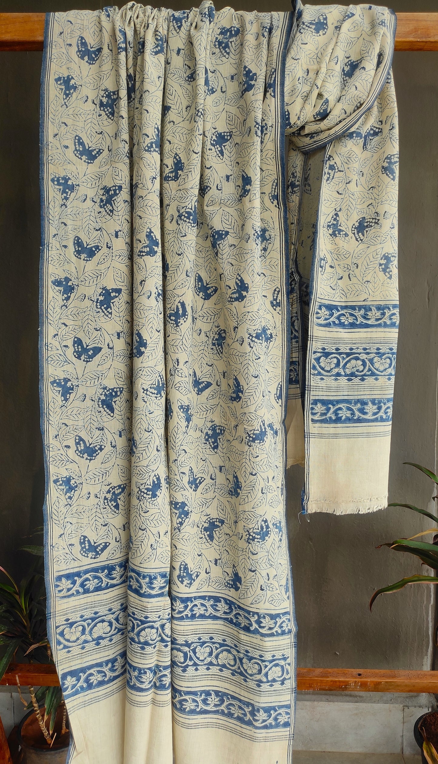 KALAMKARI DUPATTA : INDIGO : BEIGE
