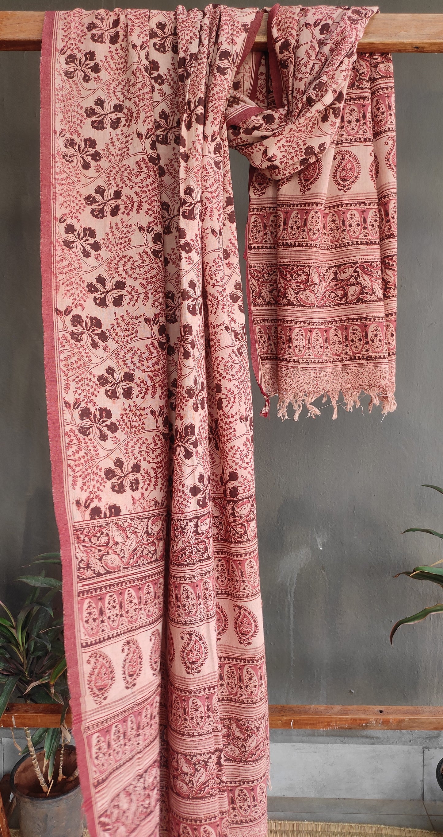 KALAMKARI DUPATTA : ALIZARIN RED : BROWN : BEIGE