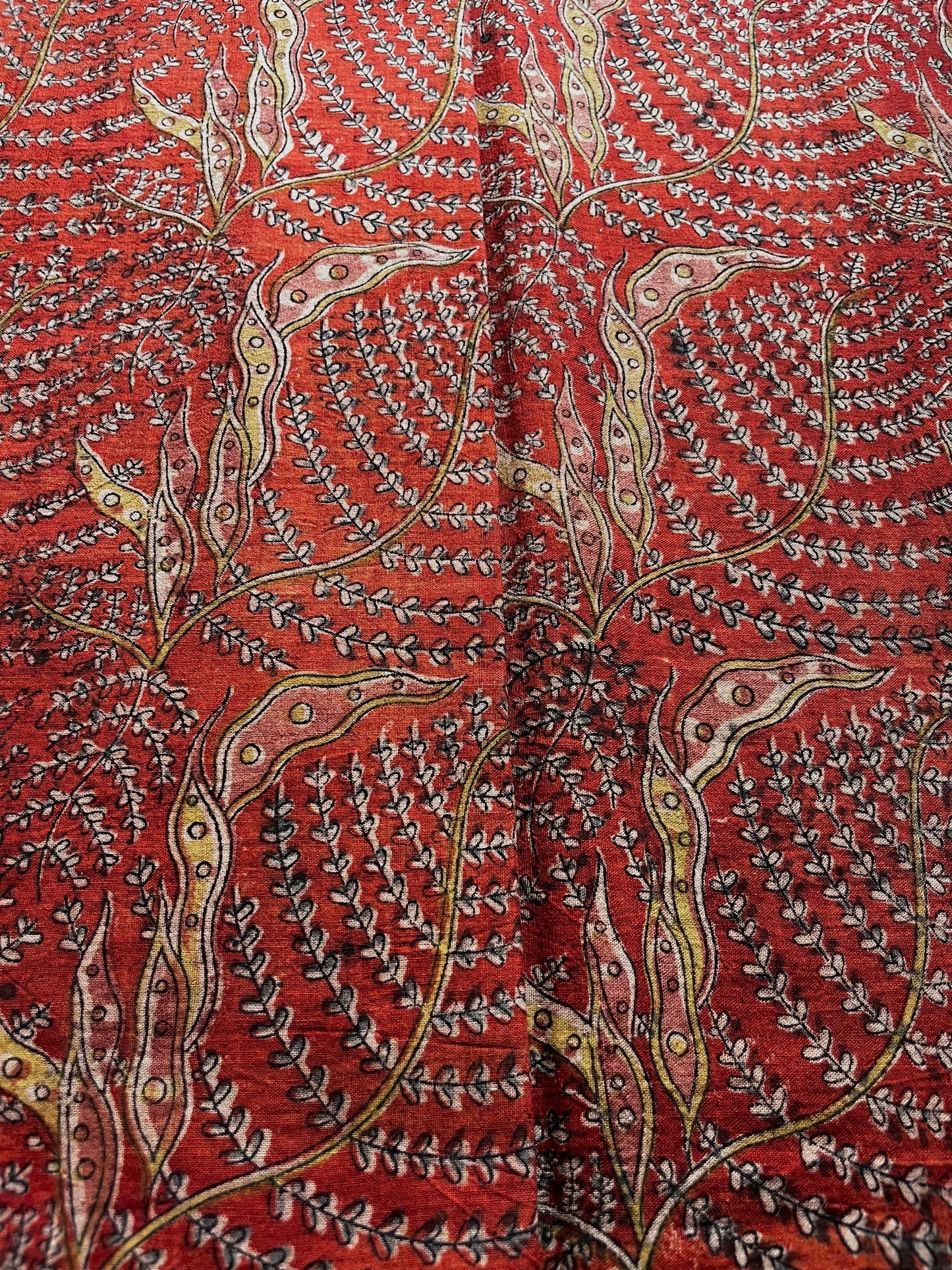KALAMKARI : ALIZARIN RED : ANAR YELLOW : OLIVE GREEN