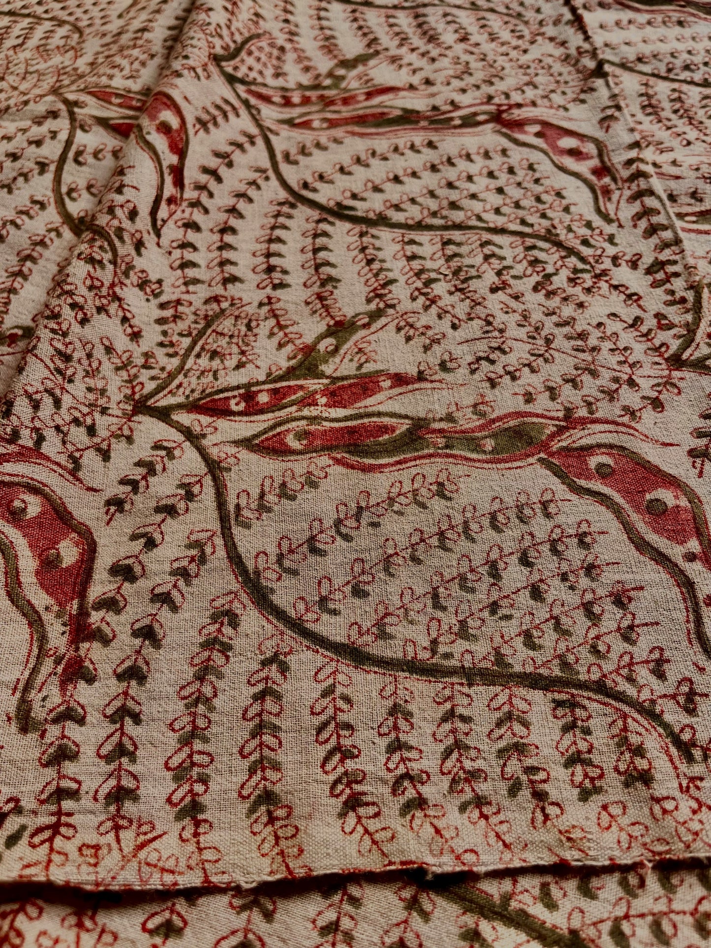 KALAMKARI : BEIGE : OLIVE GREEN : ALIZARIN RED