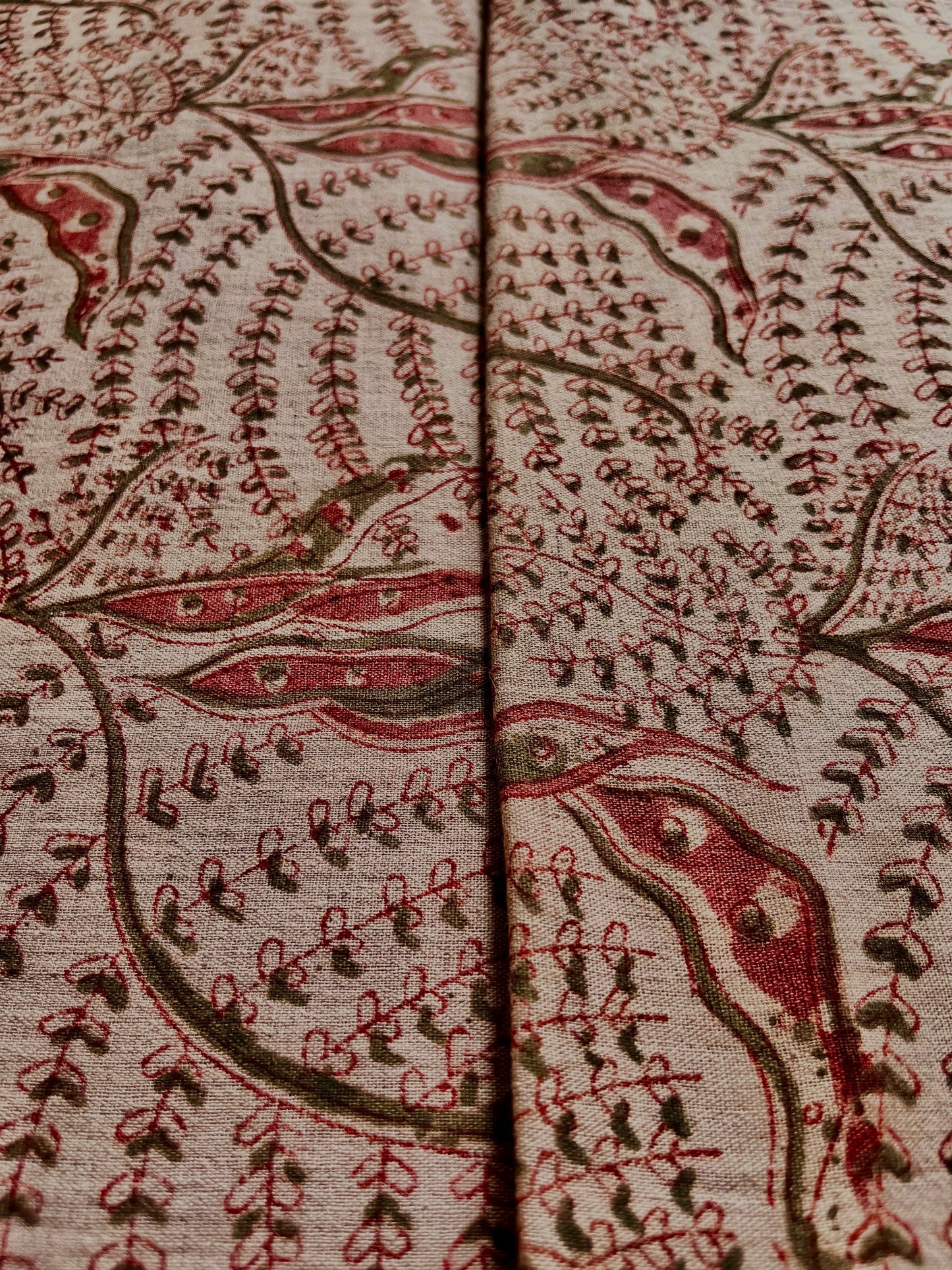 KALAMKARI : BEIGE : OLIVE GREEN : ALIZARIN RED