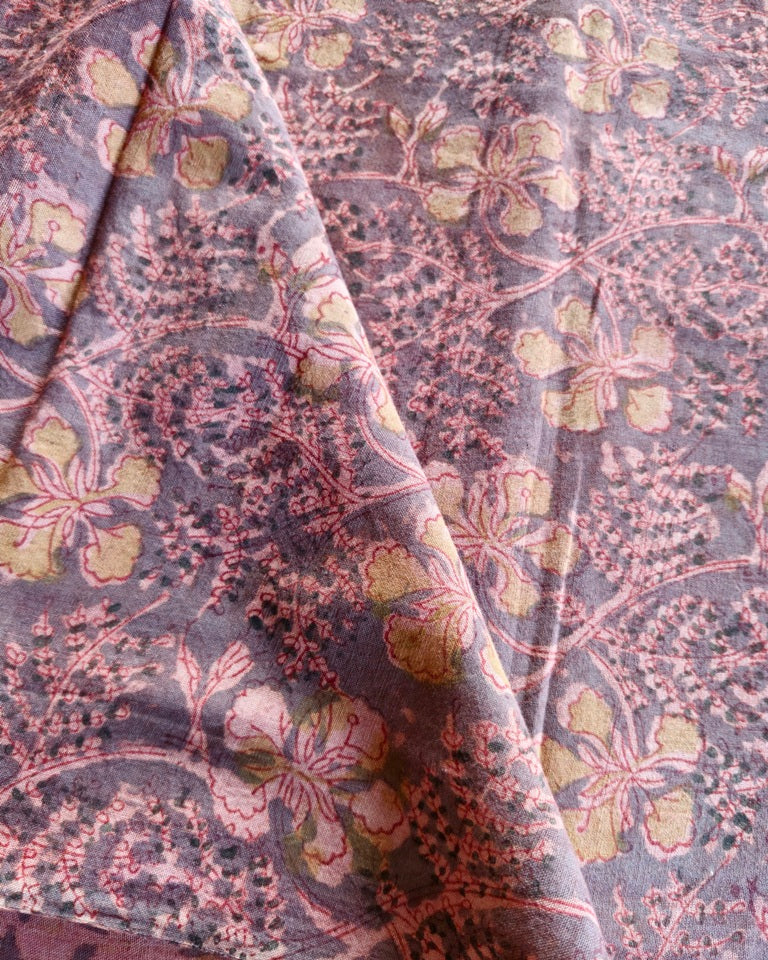 KALAMKARI : OLIVE GREEN : ALIZARI RED : ANAR YELLOW