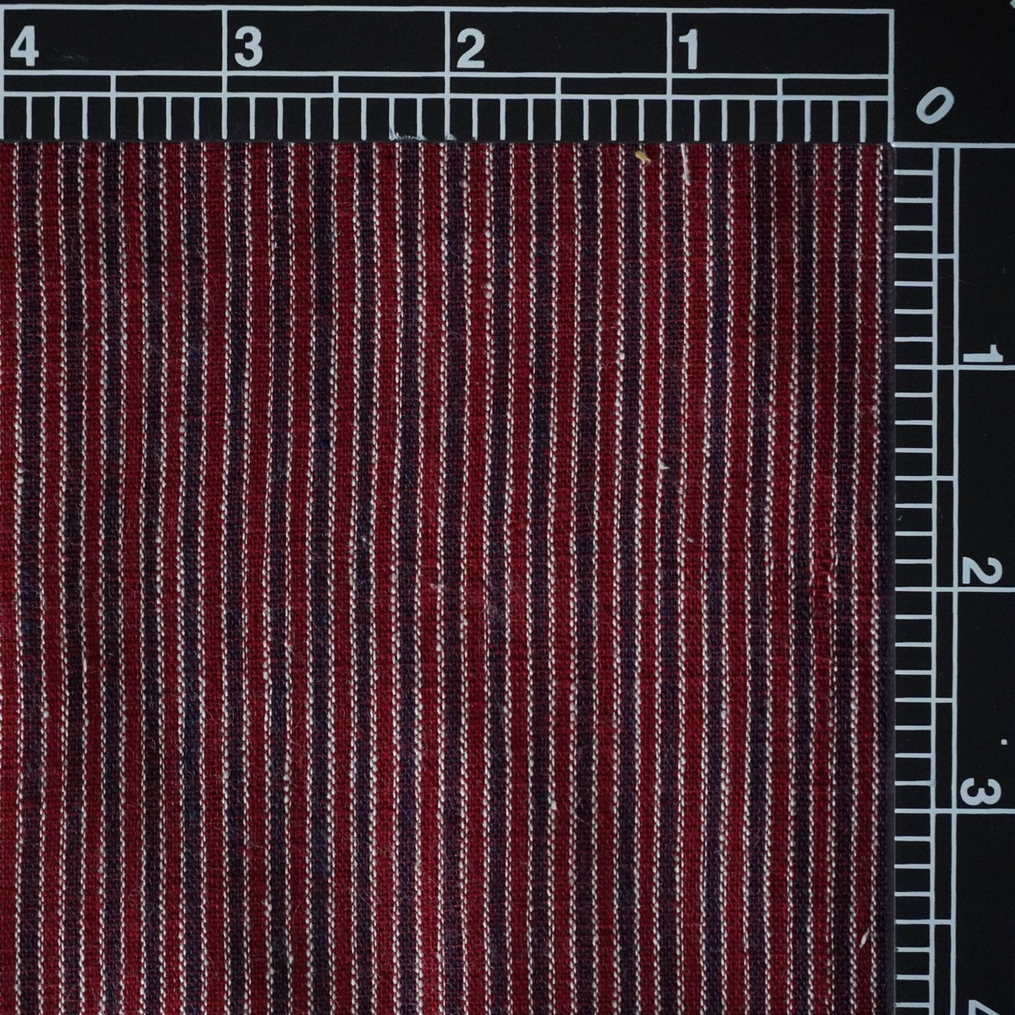 GEOMETRIC FABRIC : INDIGO : ALIZARIN : KORA