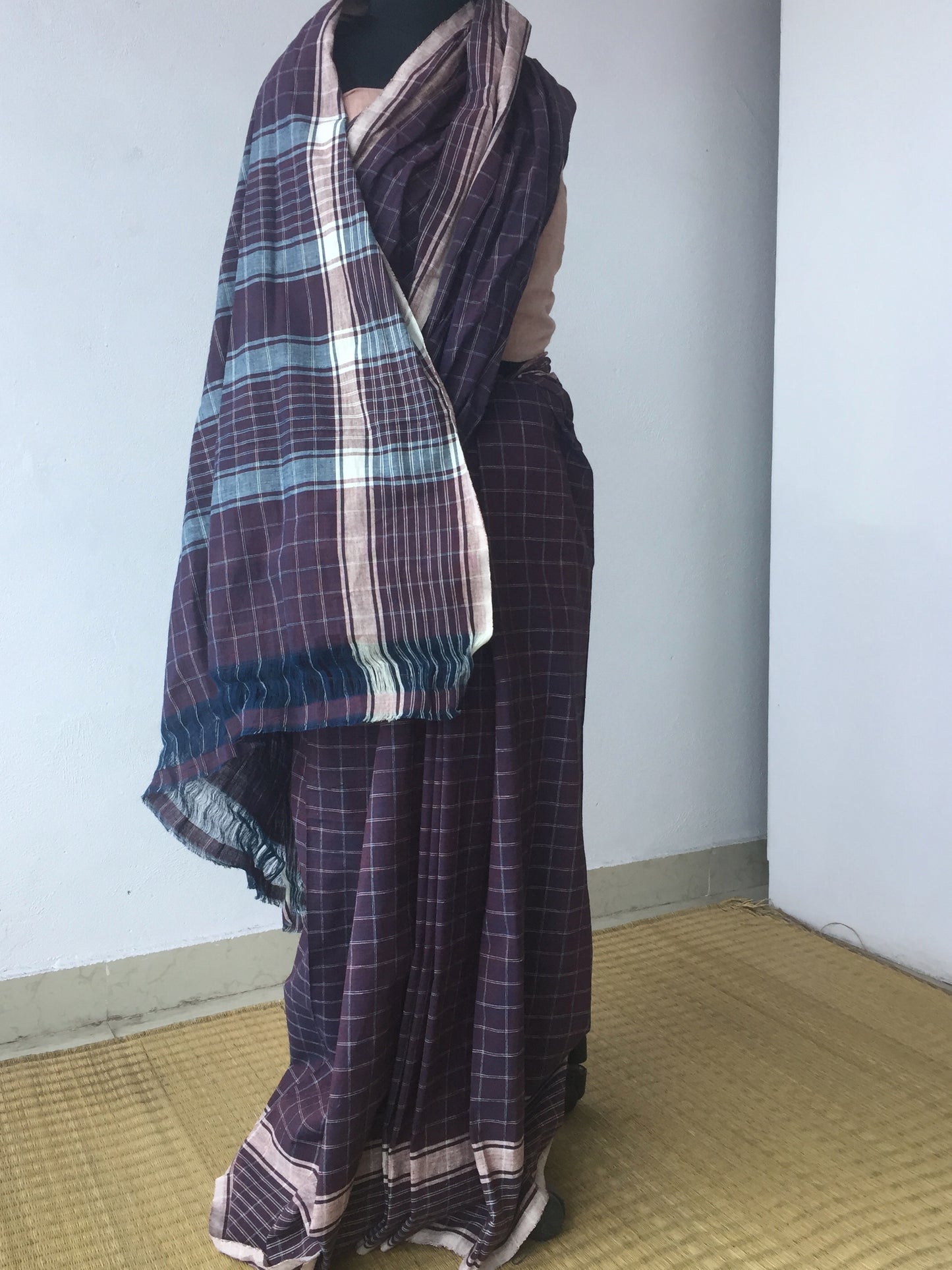 GEOMETRIC SAREE : DARK INDIGO : ALIZARIN RED
