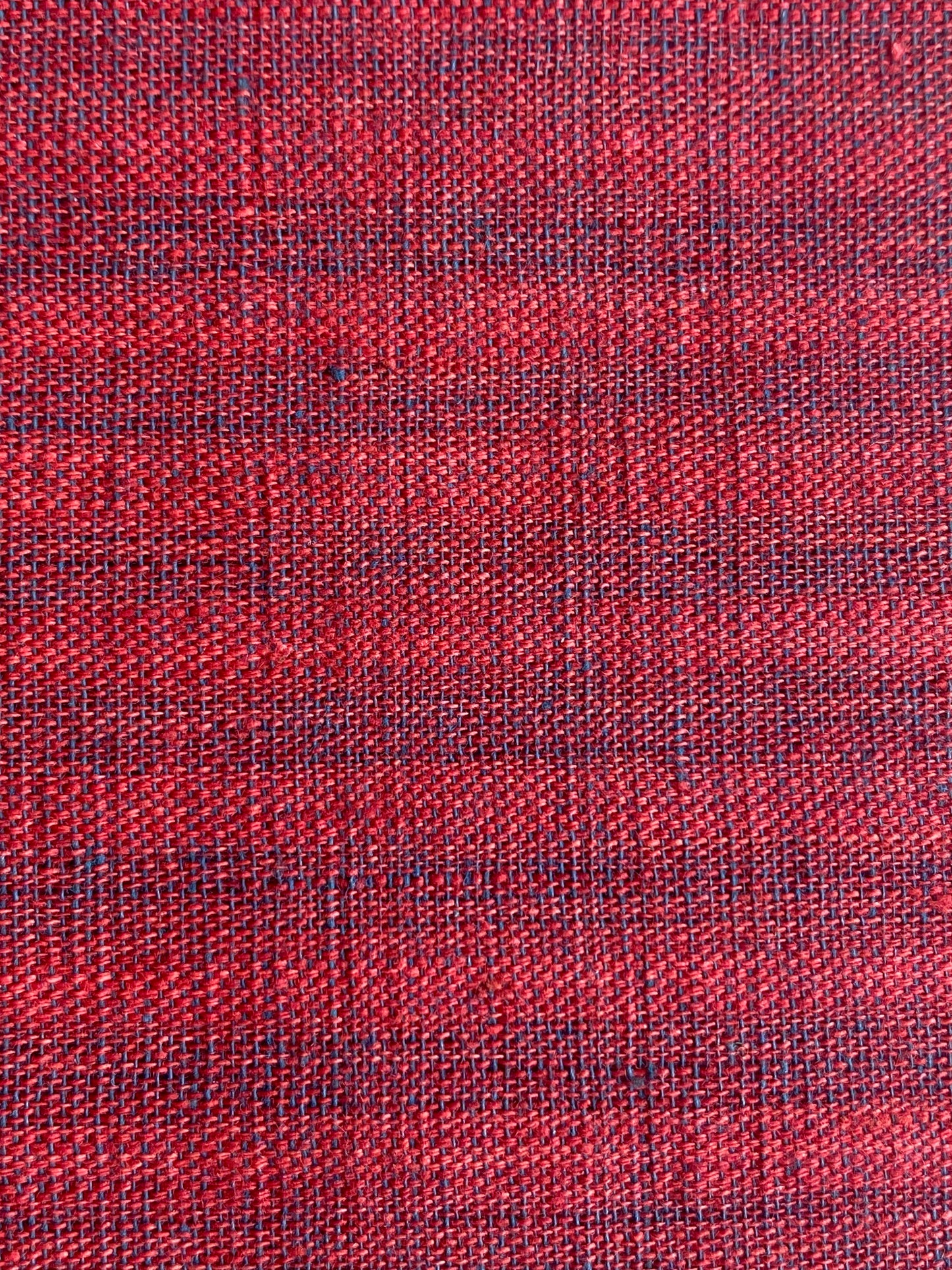 GEOMETRIC FABRIC : ALIZARIN RED : INDIGO GREEN