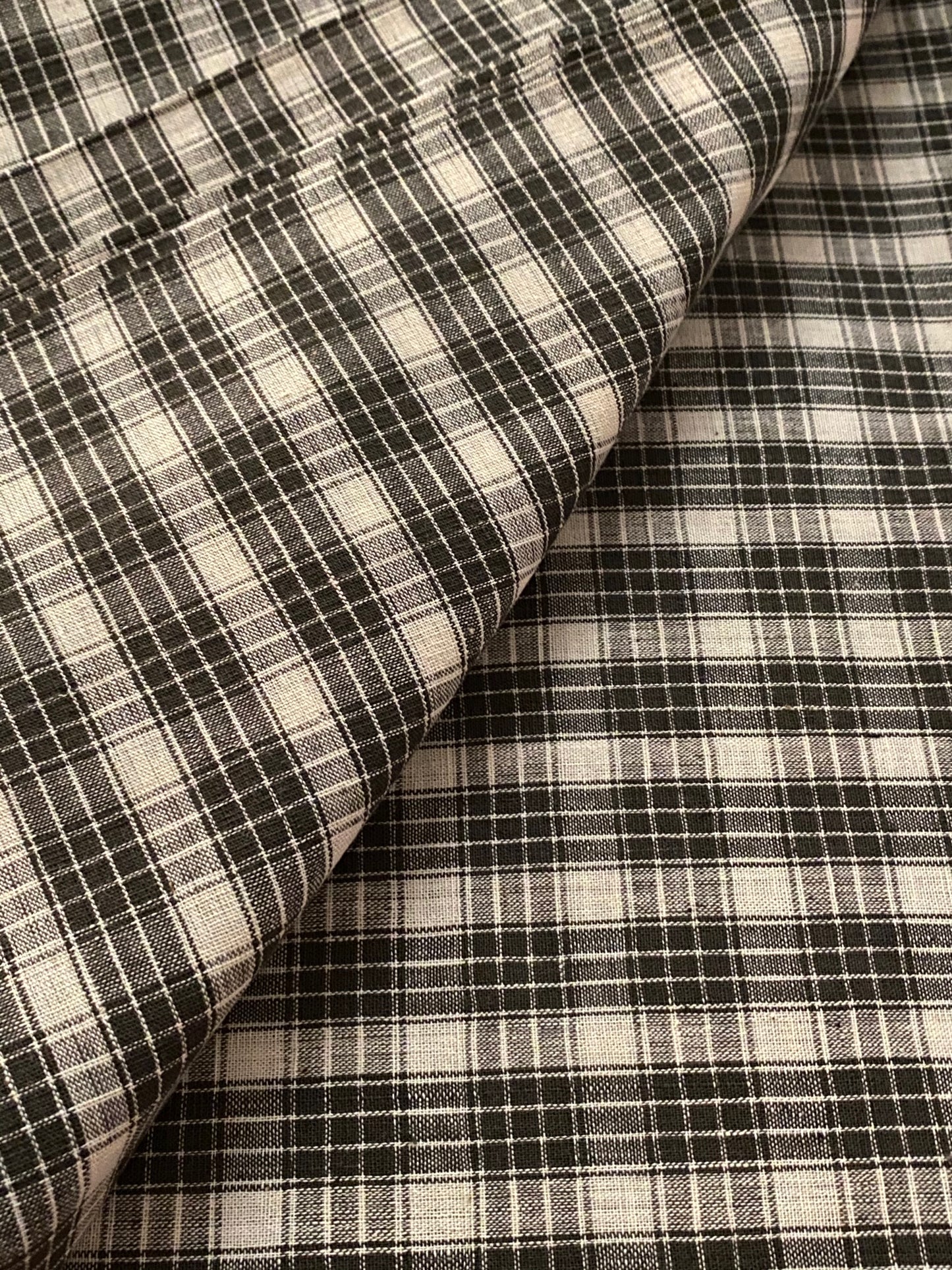 GEOMETRIC FABRIC : KORA : ANAR GREEN