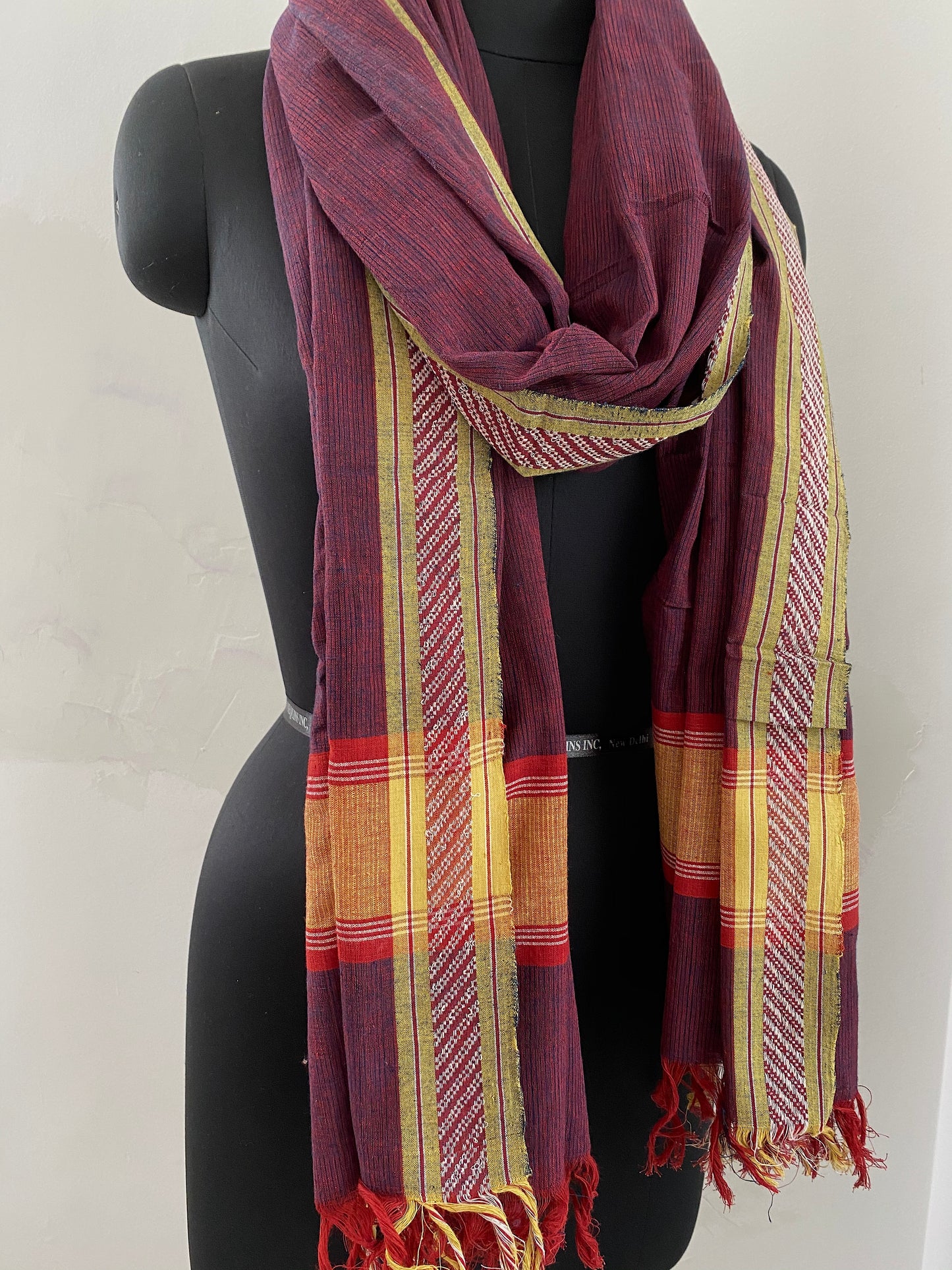 LIGHTWEIGHT CROSS COLOUR DUPATTA : ALIZARIN RED : DARK INDIGO