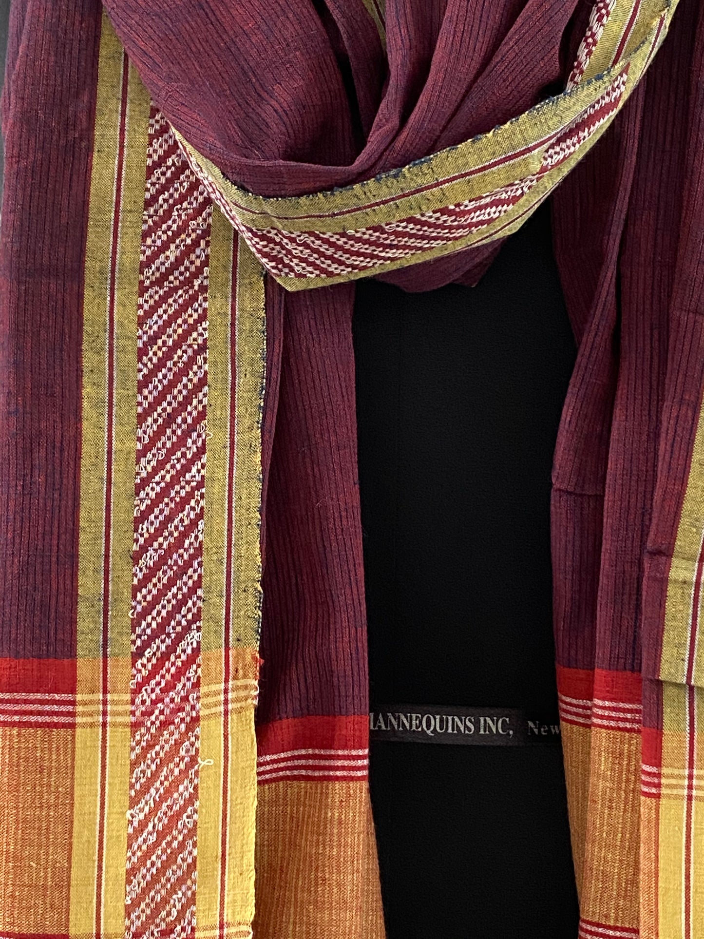 LIGHTWEIGHT CROSS COLOUR DUPATTA : ALIZARIN RED : DARK INDIGO