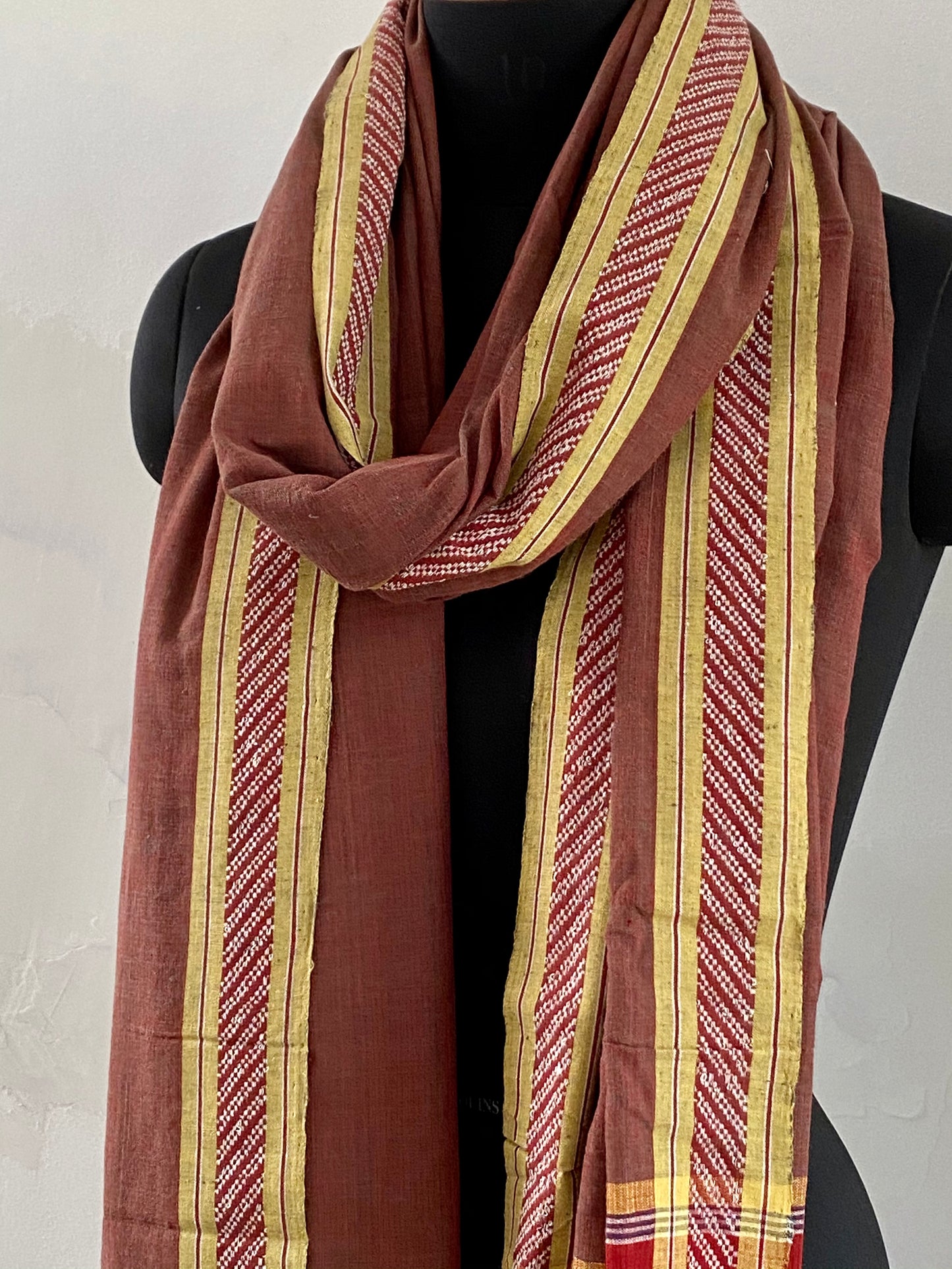 LIGHTWEIGHT CROSS COLOUR DUPATTA : KATHA BROWN : ANAR GREEN