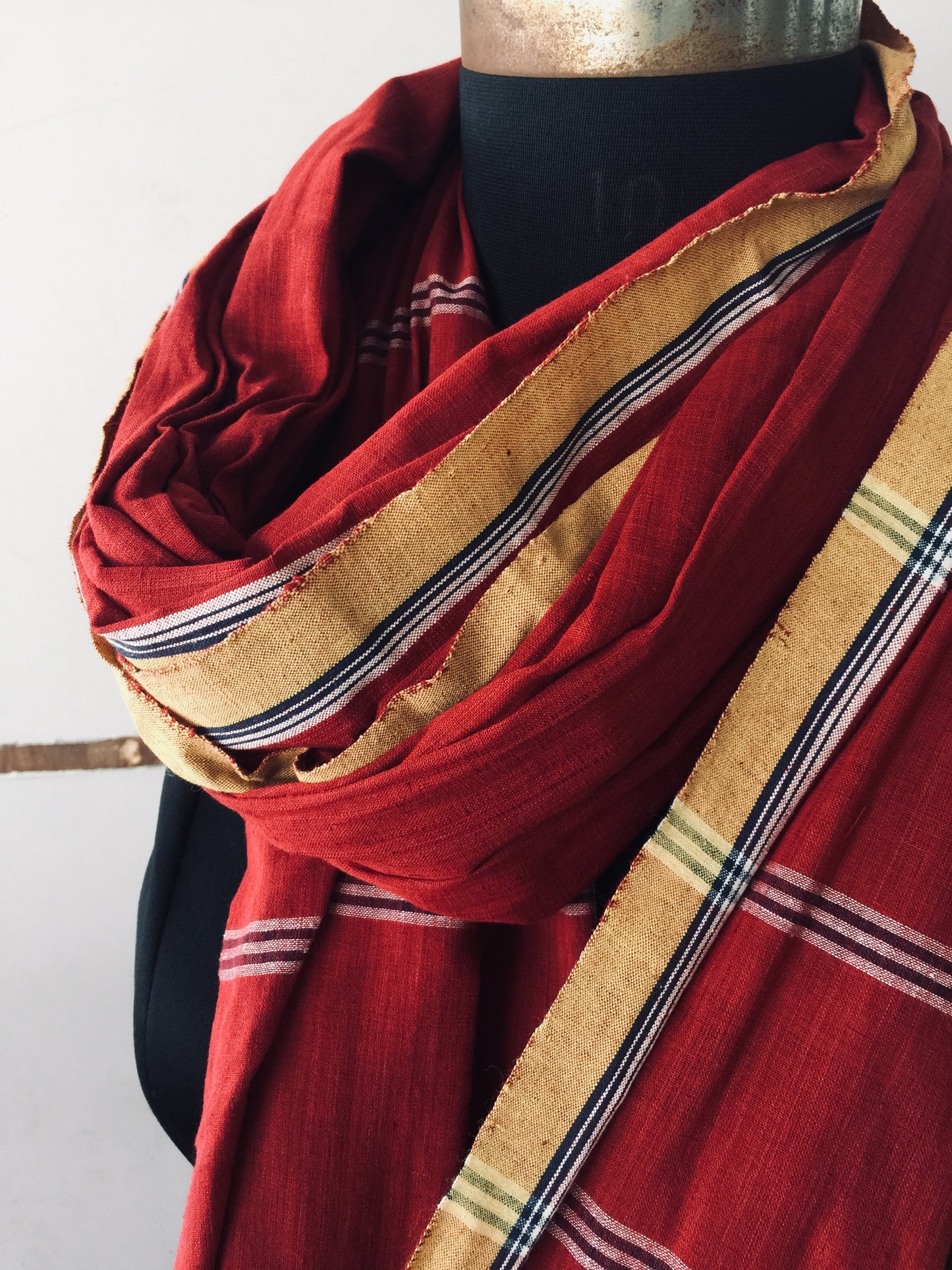 SOLID DUPATTA : ALIZARIN RED