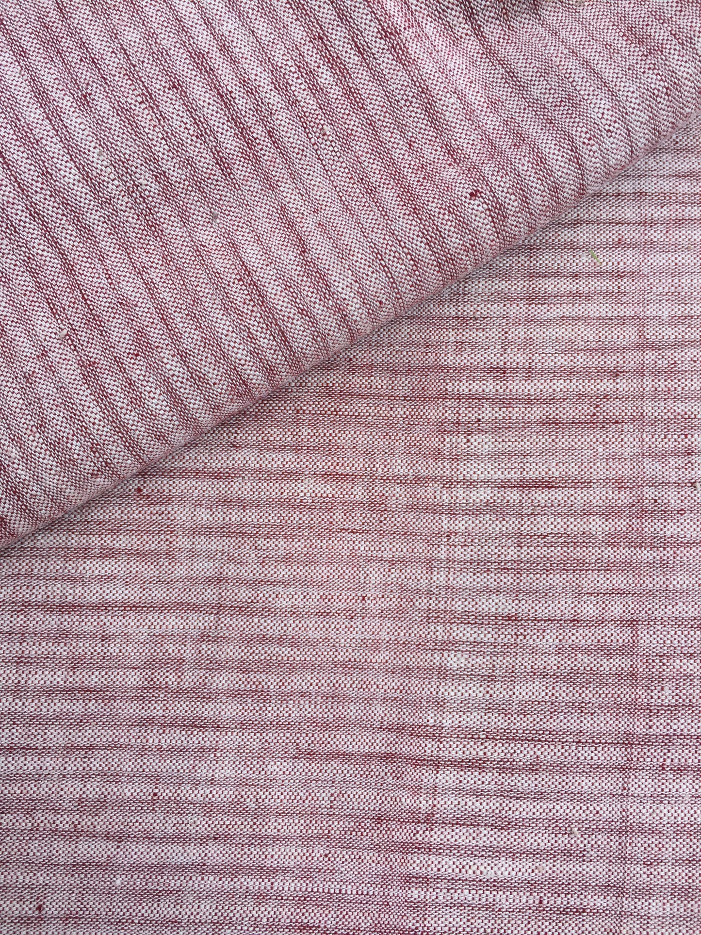 GEOMETRIC FABRIC : KORA : ALIZARIN RED XC 4935