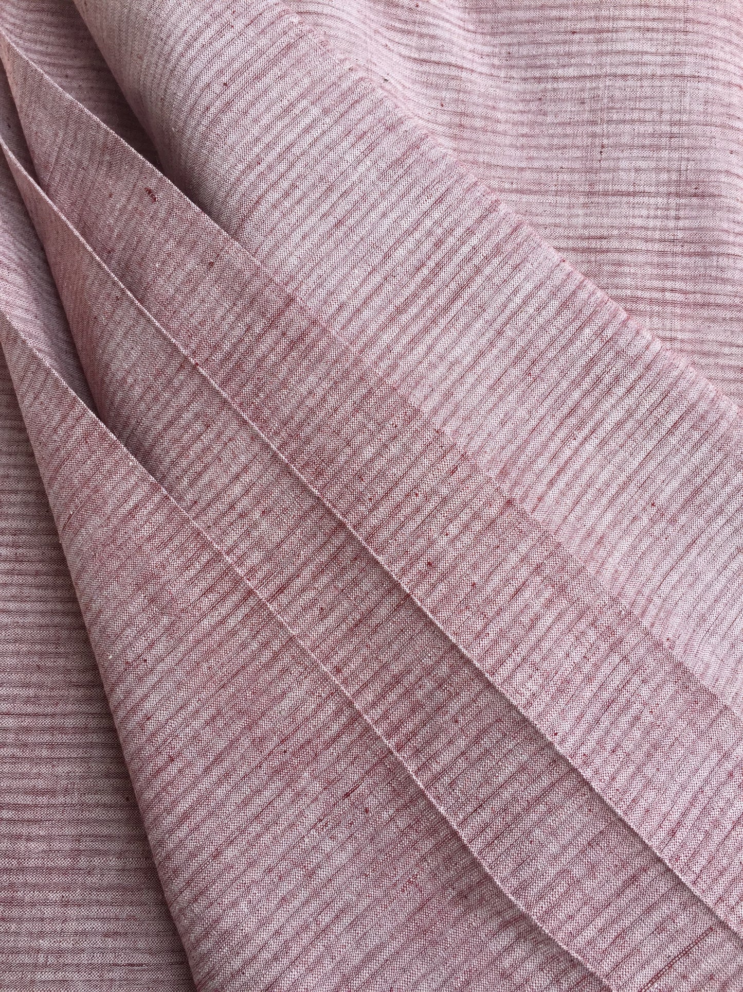GEOMETRIC FABRIC : KORA : ALIZARIN RED XC 4935