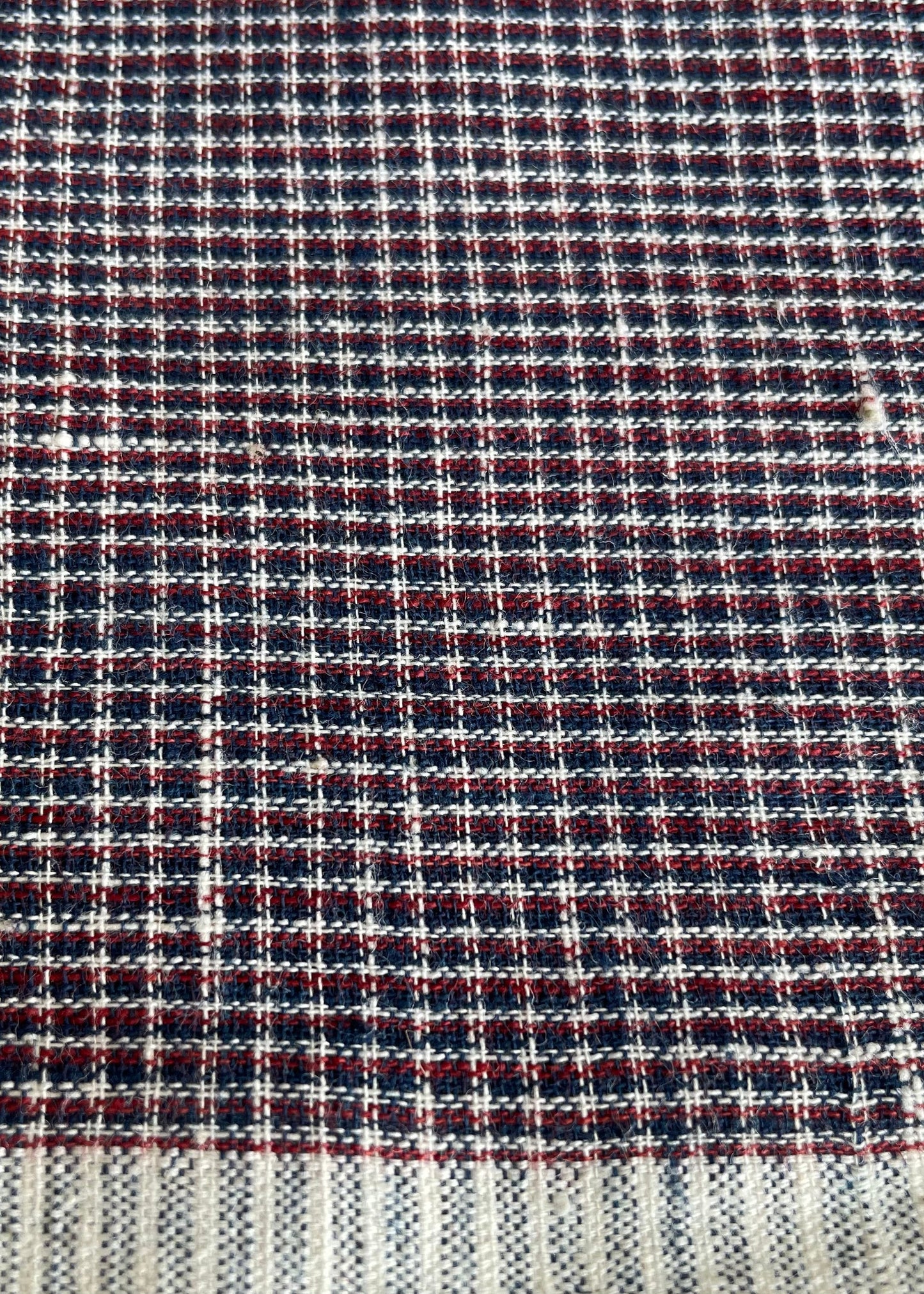MICRO CHECK : KORA :  INDIGO : ALIZARIN RED