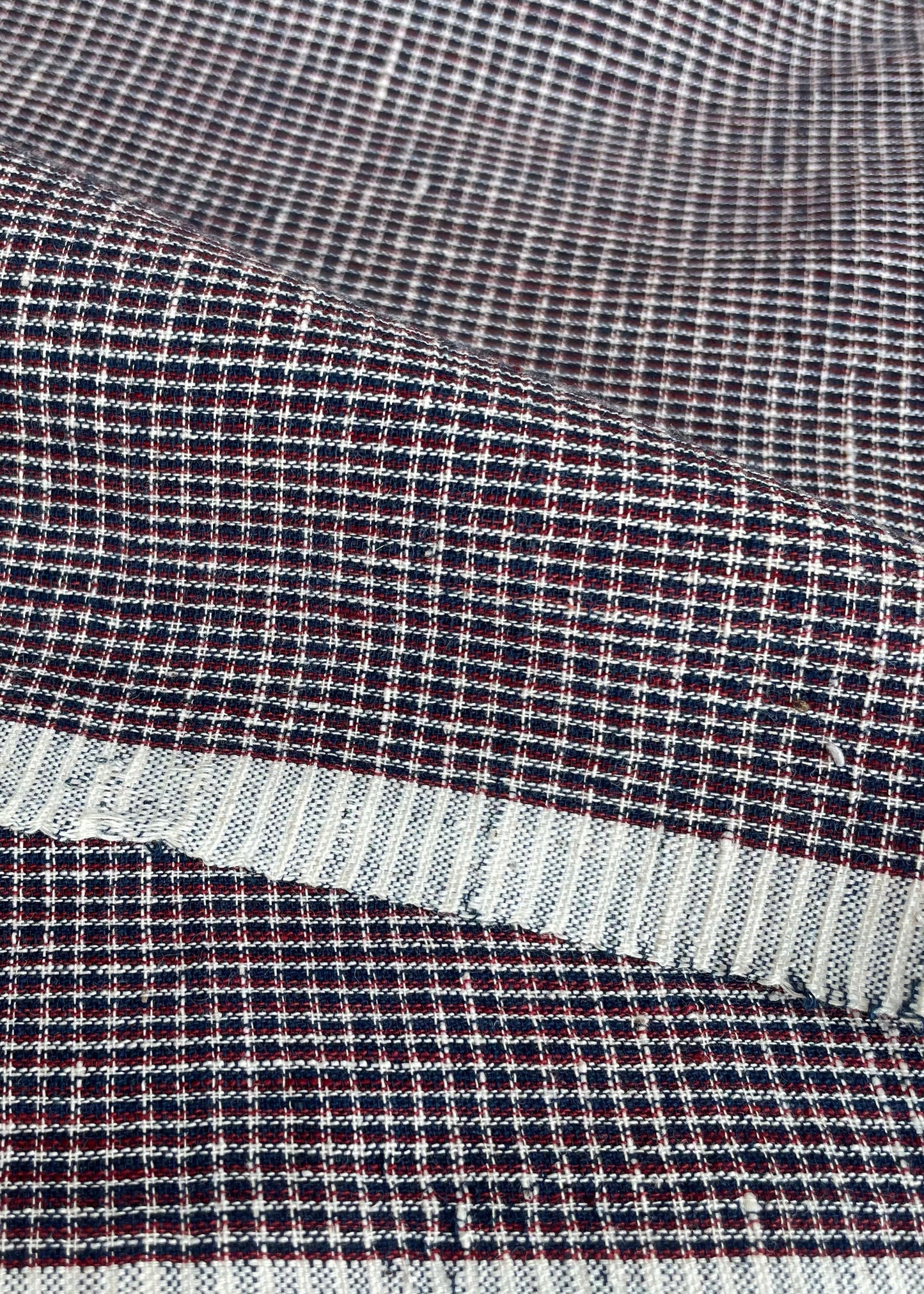 MICRO CHECK : KORA :  INDIGO : ALIZARIN RED