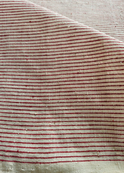 GEOMETRIC ORGANIC FABRIC : KORA : ALIZARIN RED : ORGANIC