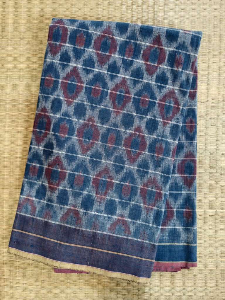 ORGANIC WEFT IKKATH  :MADDER : INDIGO : LIGHT INDIGO