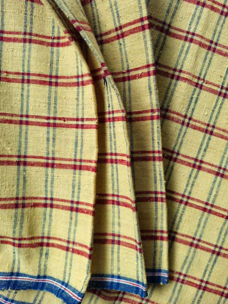 ORGANIC GEOMETRIC FABRIC:ANAR:MADDER:INDIGO