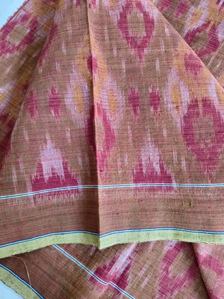 ORGANIC WEFT IKKATH  :KATHA BROWN : MADDER :  KORA : ANAR YELLOW
