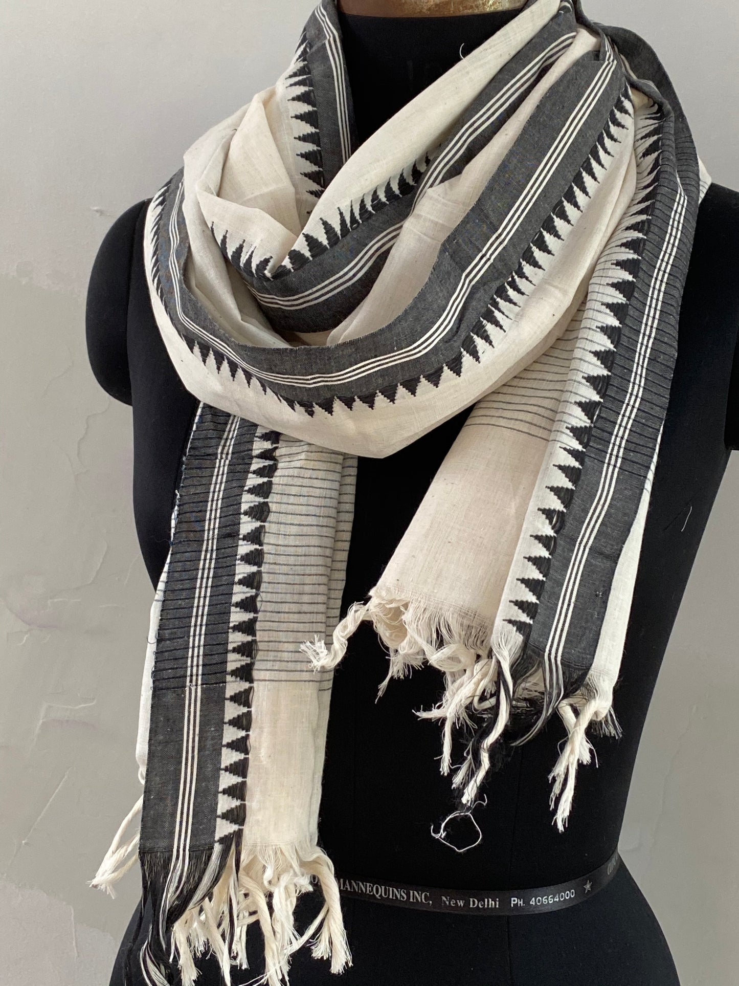 SOLID DUPATTA : KORA : BLACK
