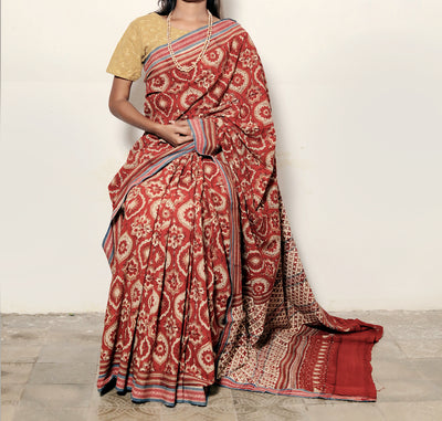 AJRAKH SAREE : ALIZARIN RED : KORA : KATHA BROWN