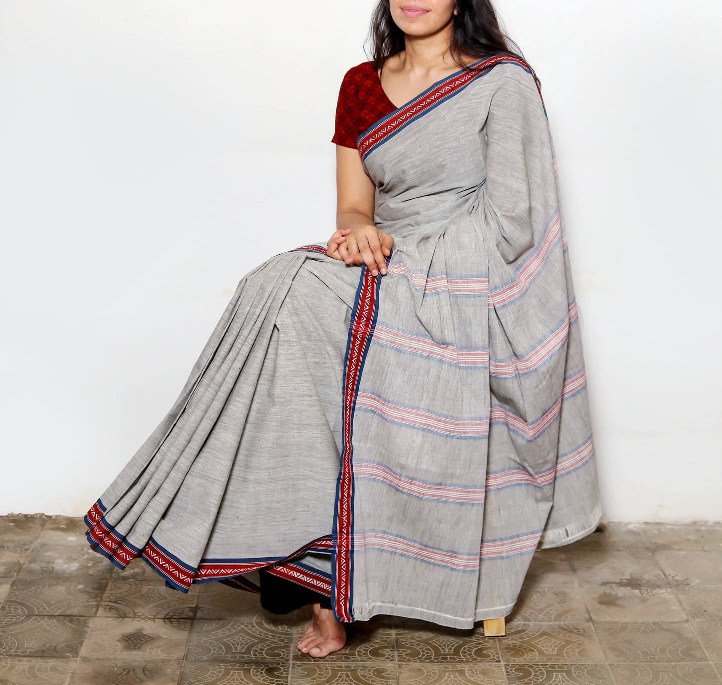 CROSS COLOUR SAREE : BLACK : KORA